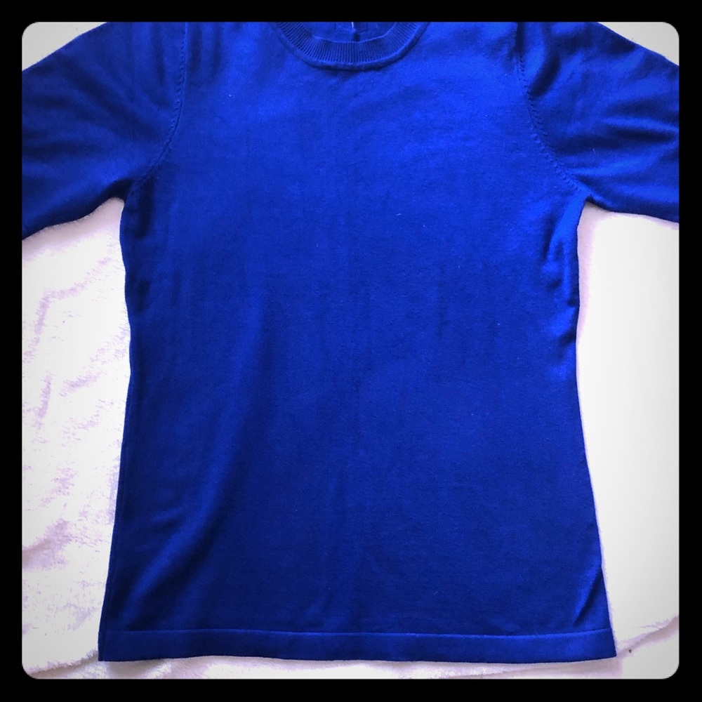 Short sleeve sweater